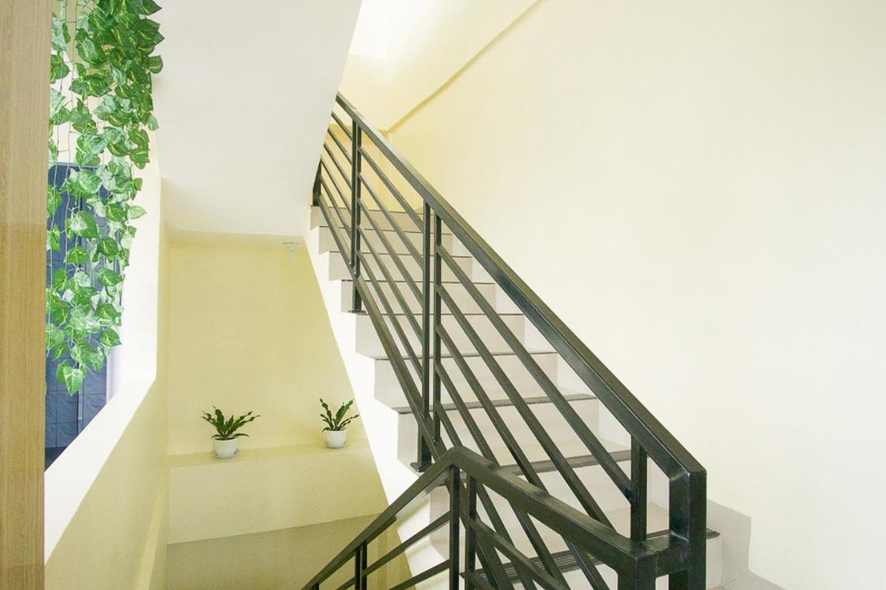 Hotel RedDoorz @ RS Adam Malik Medan Zewnętrze zdjęcie