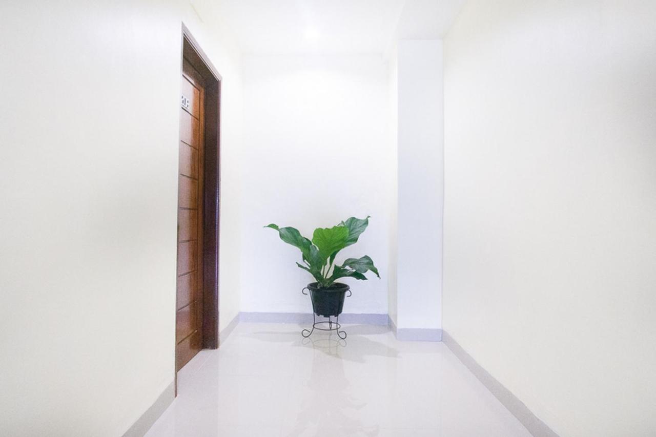 Hotel RedDoorz @ RS Adam Malik Medan Zewnętrze zdjęcie